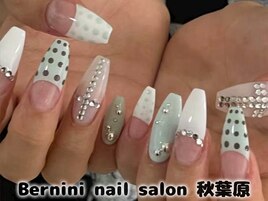 秋葉原/新宿/痛ネイル/3Dアート