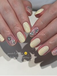 バターイエロー