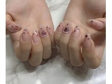 モモ(Momo)/韓国風ハートネイル