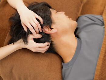 ハレ 恵比寿(HARE)の写真/男性の方でもしっかり満足感を得られるトリートメント♪リラックスできる落ち着いたプライベート空間◎