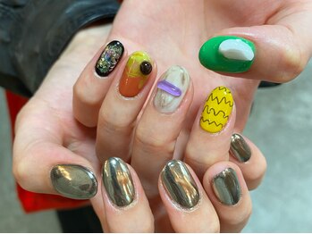 カーティシーネイルズ(curtisii NAILS)/片手アート片手シンプル