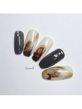 グランチュール(Grantulle)/ニュアンスネイル