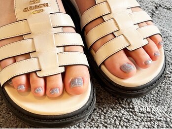 パピヨン(PAPILLON)/