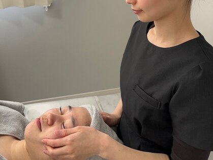 艶肌フェイシャルサロンshaime　-毛穴/ハーブピーリング/肩こり-の写真