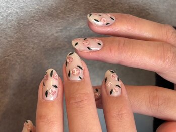 アンティーク風お花ネイル