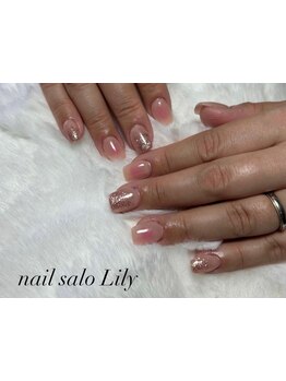 シンプル系（オフィス・日常）が得意