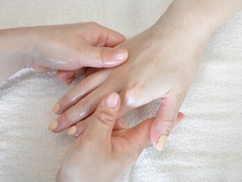 リラクゼーションスペース チャイィ(Chaii)/押されて気づく手のコリ！！