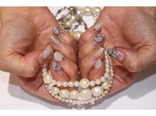 ネイルサロン スクール ビュートバタフライ 相模大野店(BEAUT BUTTERFLY)/大人カラーのペイズリー