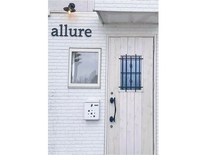 アリュール(allure)の写真