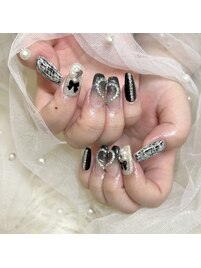 ビジューつけ放題☆