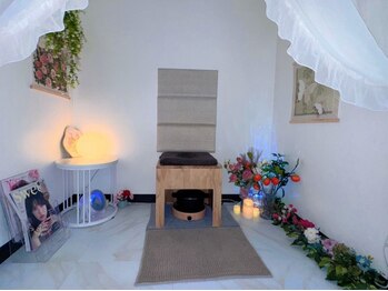 ルミナエステ(LUMINA ESTH)の写真/【疲れが溜まった体には“よもぎ蒸し”がおすすめ!】非日常空間で日々の疲れを癒しながら美肌ケアも◎