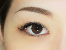 アンバー(unbar.)/シングルエクステ140本の施術例