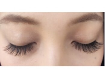 マドモア 伊丹店(MADEMORE)/ボリューム感たっぷりエクステ★