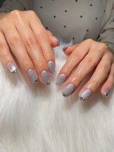 ジョリ チュン(JOLIE TRUONG)/