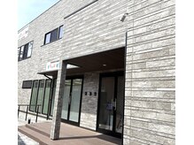 フィエスタビューティー 戸塚安行駅前(fiesta beauty)の雰囲気（飲食店ビルの裏のビルとなります）