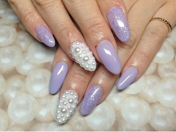 ラウト デコレーションアンドネイルサロン(Lauto Decoration&Nail Salon)/パープル&パールネイル