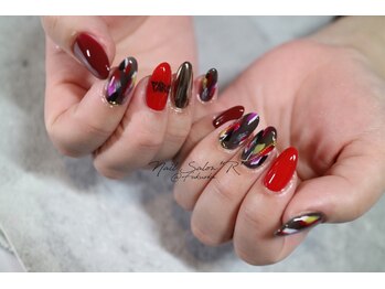 ネイルサロン R/スタイリングコース 8300円