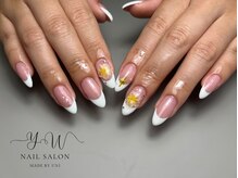 ユーネイル(YW nail)/フレンチ＋パーツ