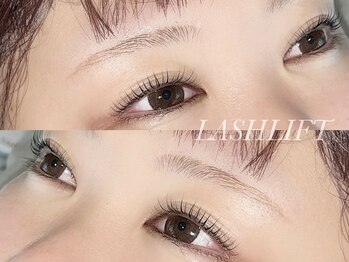 アチャ(accha)/長魅せまつ毛/ラッシュリフト