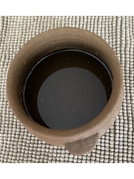 サロン ド シエル(Salon de ciel)/よもぎ蒸しの壺の中