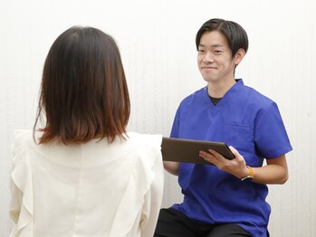 らいおんハート鍼灸整骨院 ダイエー海老名/カウンセリングの様子
