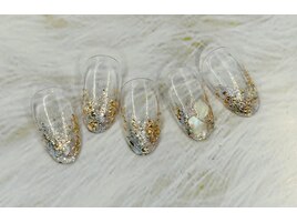 涼しげクリア×金箔ネイル