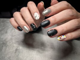 マルジェラ展に向けてネイル