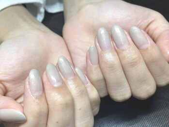 シアーホワイトネイル