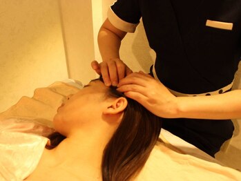 愛さんさん/ドライヘッドスパで眼の疲れ解消