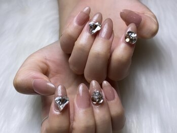 アロナ ネイルサロン アンド スクール(alona)/シンプルパーツ盛り☆