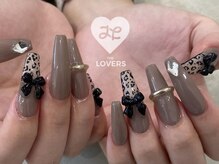 ザ ラヴァーズ(THE LOVERS)