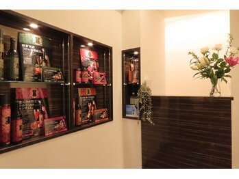 トリニティ 新宿店(TRINITY)/【エントランス】