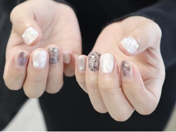 シーズネイル 横浜店(She's nail)の写真/定額¥4500★サンプル多数用意!追加料金無!初回オフ込!定額Art¥4500【写真:初回オフ込¥7980】横浜★