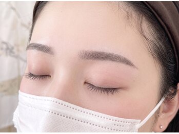 EYE SALON SHIROI TOBIRA 熊本銀座通り【まつげパーマ/パリジェンヌ/眉毛/マツエク】の写真/【初印象が決め手！】黄金比/骨格診断「似合う」眉毛/アイブロウに◎眉毛スタイリング/メンズアイブロウ