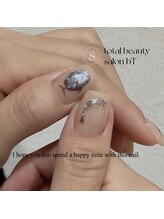 ビーティー(bT)/