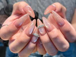 ガーリーネイル