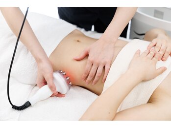 コリアンビューティーサロンリー(Lee)/ボディラインにハイパーナイフEX