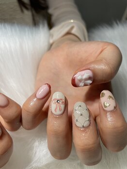 ジョリ チュン(JOLIE TRUONG)/