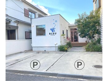 ブルー(BLEU)/駐車場◇