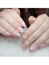 リサ(Risa)/自爪ネイルマグネットデザイン