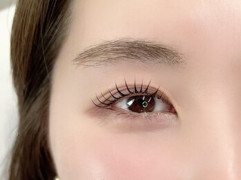 アノ(ano.)の写真/ナチュラル派の方に特におススメ☆希望通りの満足いく仕上がりとの声多数!似合わせデザインで理想の目元に!