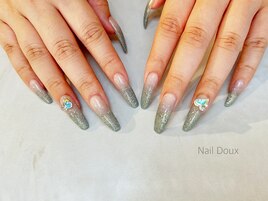 ビジューフラッシュネイル
