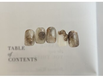 店内サンプルつけ放題