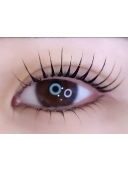 ナチュラル上品な目元にしたい