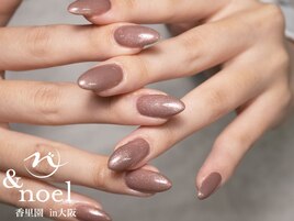 グレージュワンカラーネイル