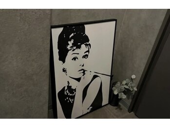 ネイルサロン キュア CURE/上質感のある落ち着いた空間