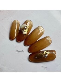 グランチュール(Grantulle)/ニュアンス秋冬ネイル