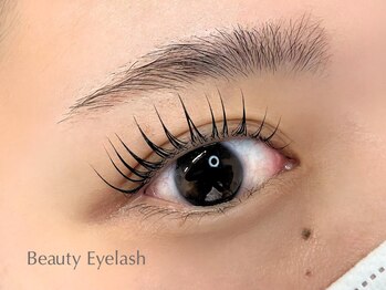 ビューティーアイラッシュ イオンモール鶴見緑地店の写真/【次世代まつげパーマ】ナチュラルで大人可愛いまつげパーマなら当店にお任せ♪