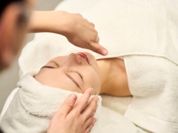 ポーラ SALON+AOYAMA店(POLA)の写真/悩みに合わせたケアで理想のお肌に!からだ・お顔の気になる部分をケア【スタンダードプラン100分¥25300】