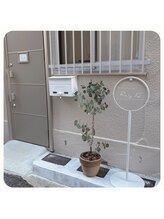 ラフィーネイル(Rafy Nail)/看板